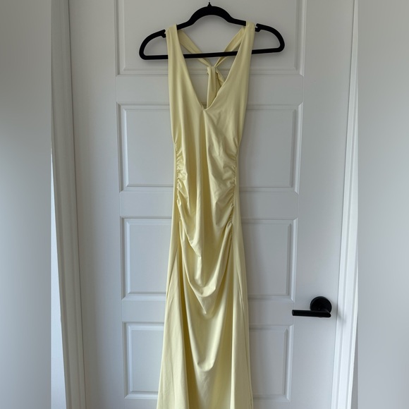 35. Zara Butter Yellow Midi Dress - Picture 6 of 10